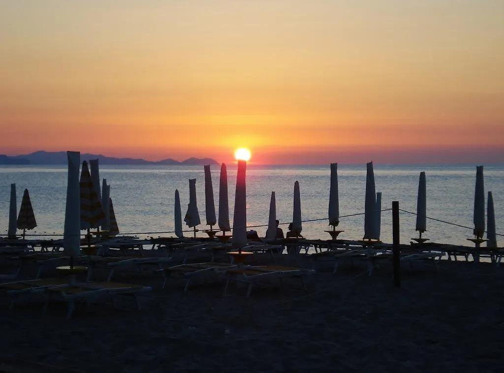Hotel Tourist Cefalù 3*,  Olaszország